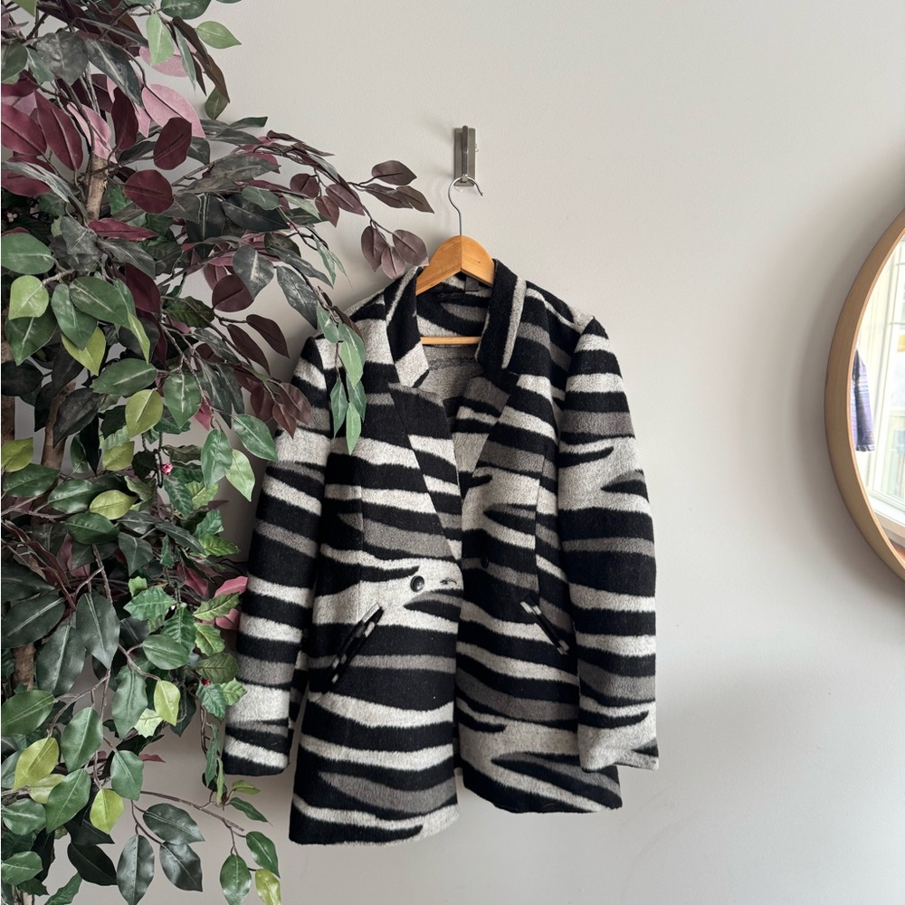 RD Style Black and White Zebra pea coat